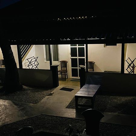 Winston Sea Front Villa Νεγκόμπο Εξωτερικό φωτογραφία