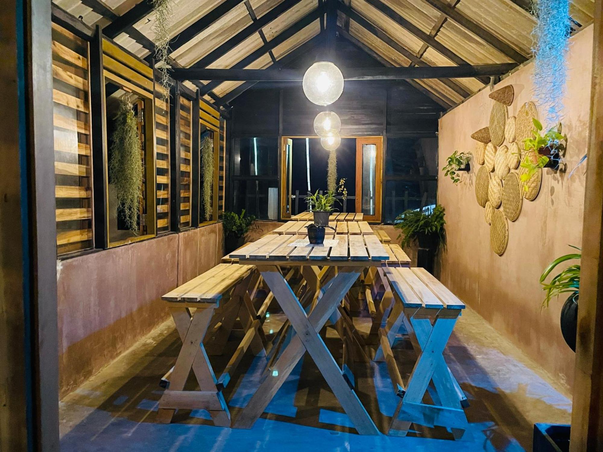 Winston Sea Front Villa Νεγκόμπο Εξωτερικό φωτογραφία