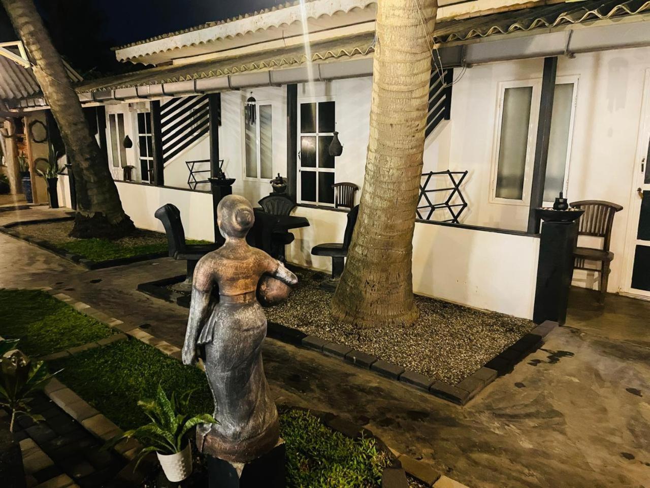 Winston Sea Front Villa Νεγκόμπο Εξωτερικό φωτογραφία